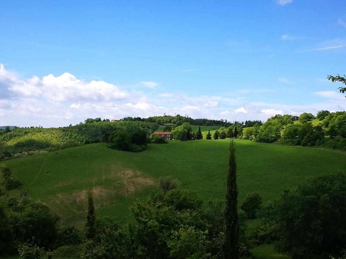 Agriturismo Montesalce Gubbio Luaran gambar