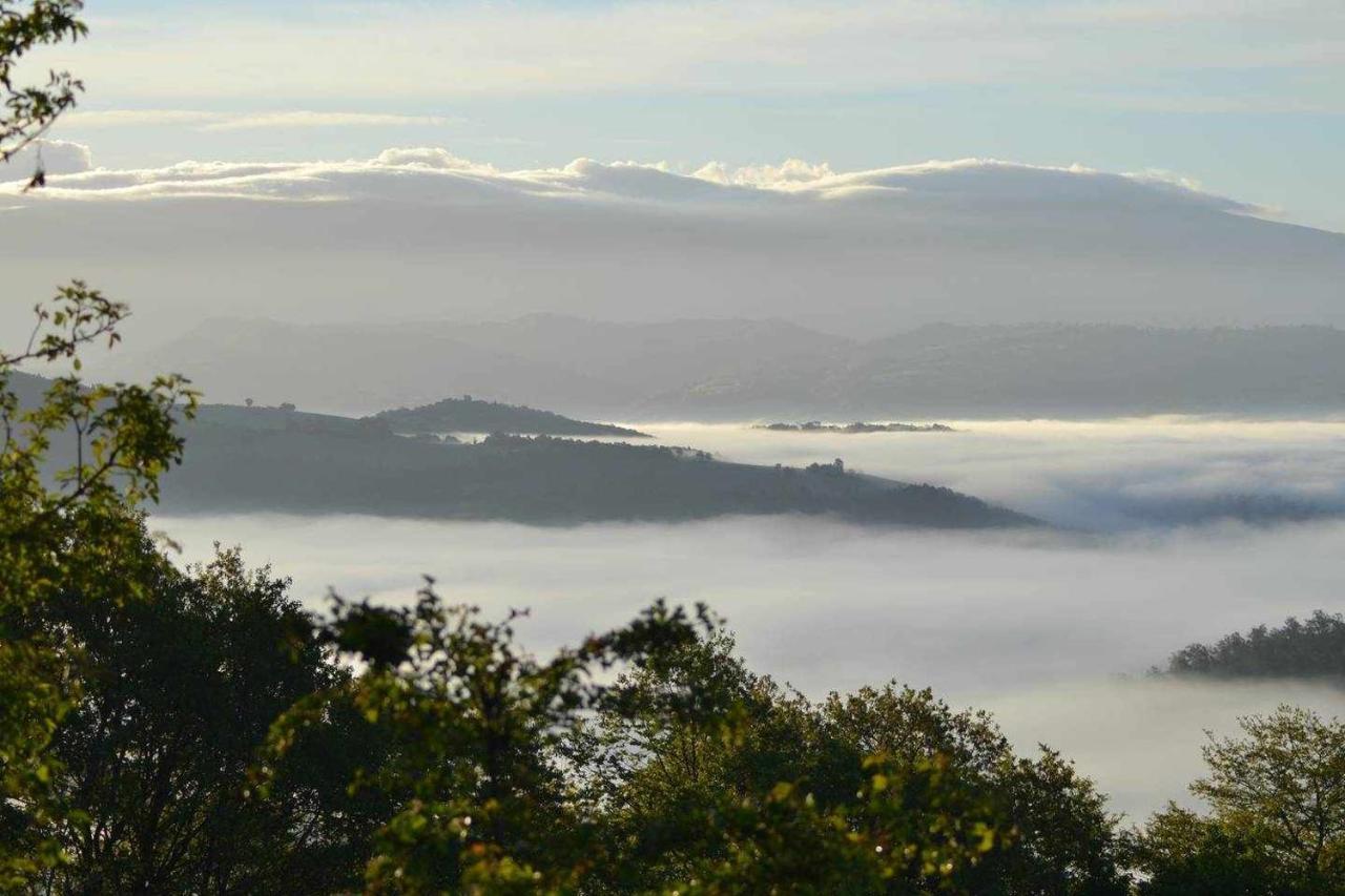 Agriturismo Montesalce Villa Gubbio Luaran gambar