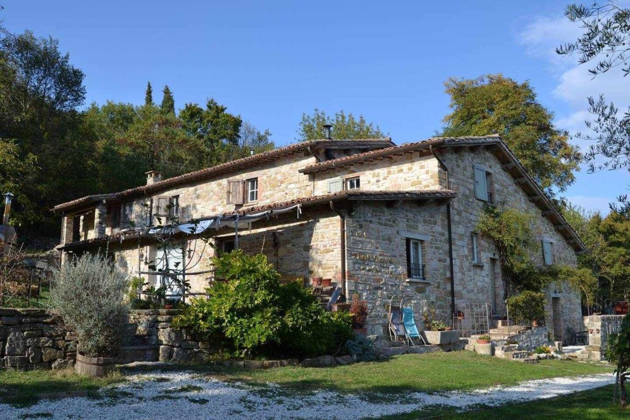 Agriturismo Montesalce Gubbio Luaran gambar
