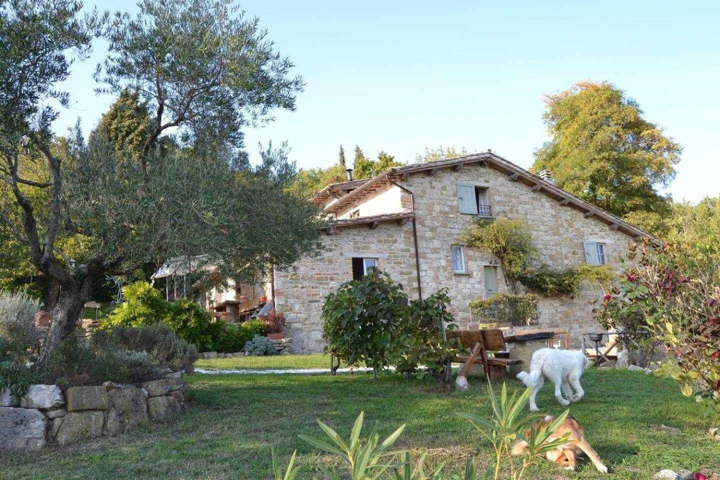 Agriturismo Montesalce Gubbio Luaran gambar